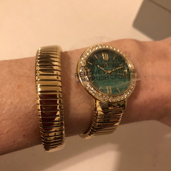 Colleen Lopez Round "Malachite" Dial Coil Wrap - Picture 5 of 8